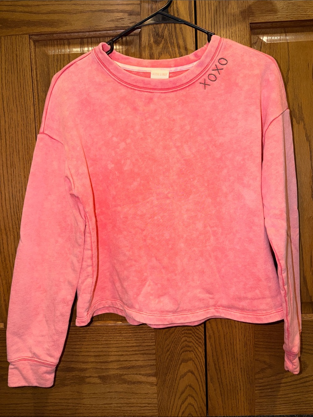Jasmine&Ginger Pink Acid Wash Cropped Crewneck Sweatshirt Shoulder XOXO size XS